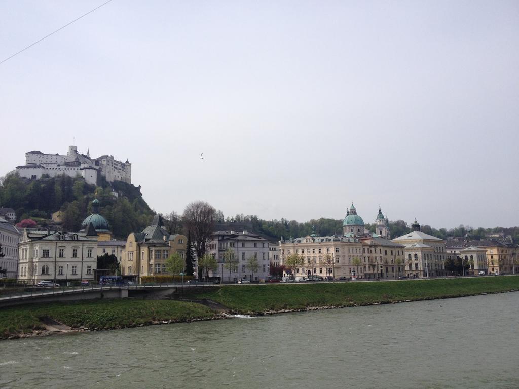 Sarah'S Altstadt Oase Salzburg Exteriör bild