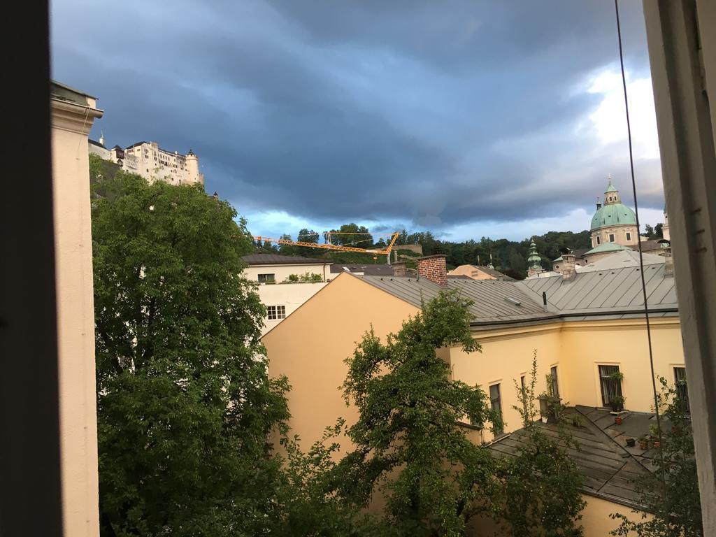 Sarah'S Altstadt Oase Salzburg Exteriör bild